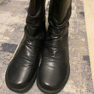 Brand new Miz Mooz Parnell Leather Boots